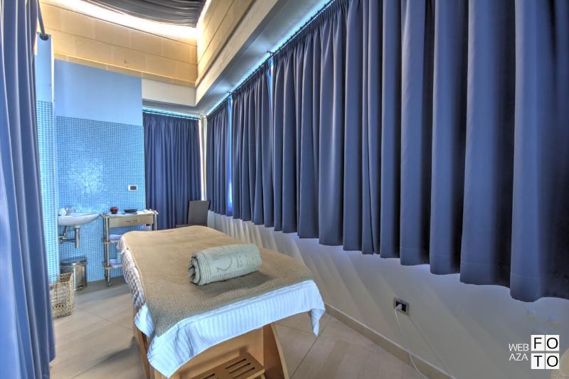 Grand Dei Cavalieri Hotel Maruggio