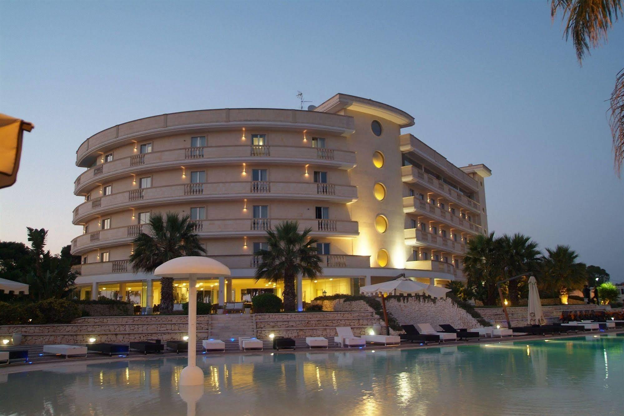 Grand Dei Cavalieri Hotel Maruggio